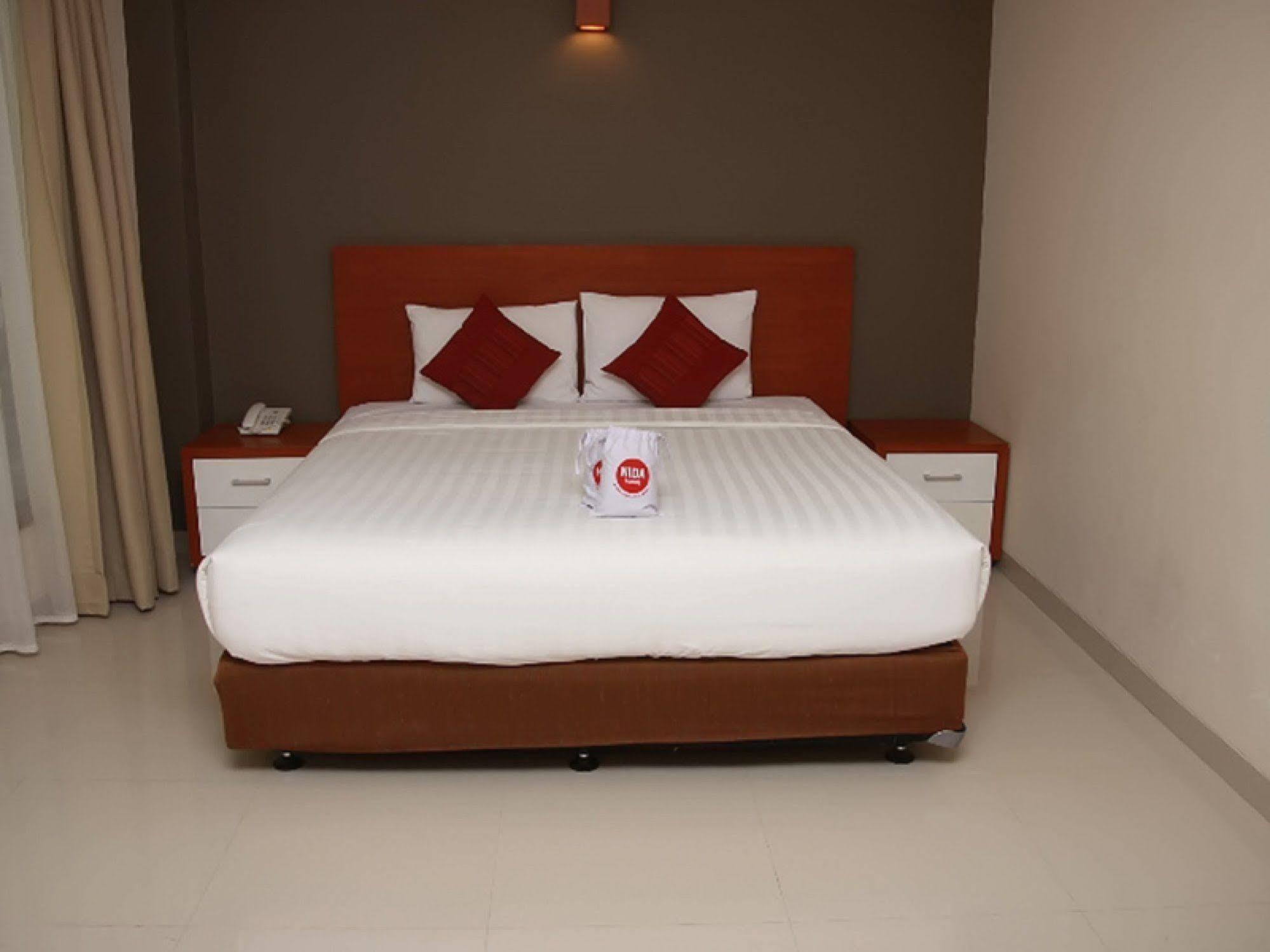 Svarna Hotel Санур Экстерьер фото